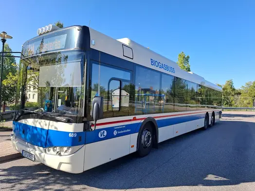 En bild med texten Invånardialog om framtidens kollektivtrafik